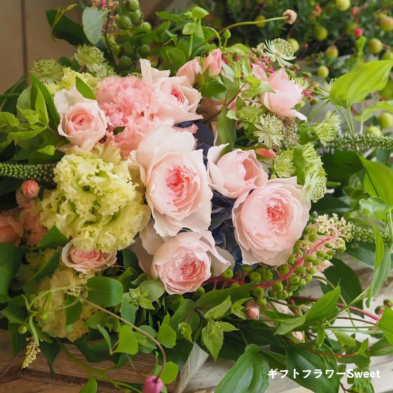 【ギフトフラワー】アレンジメント Round style - 大垣花店公式オンラインショップ - 西宮にて創業60年のお花屋さん