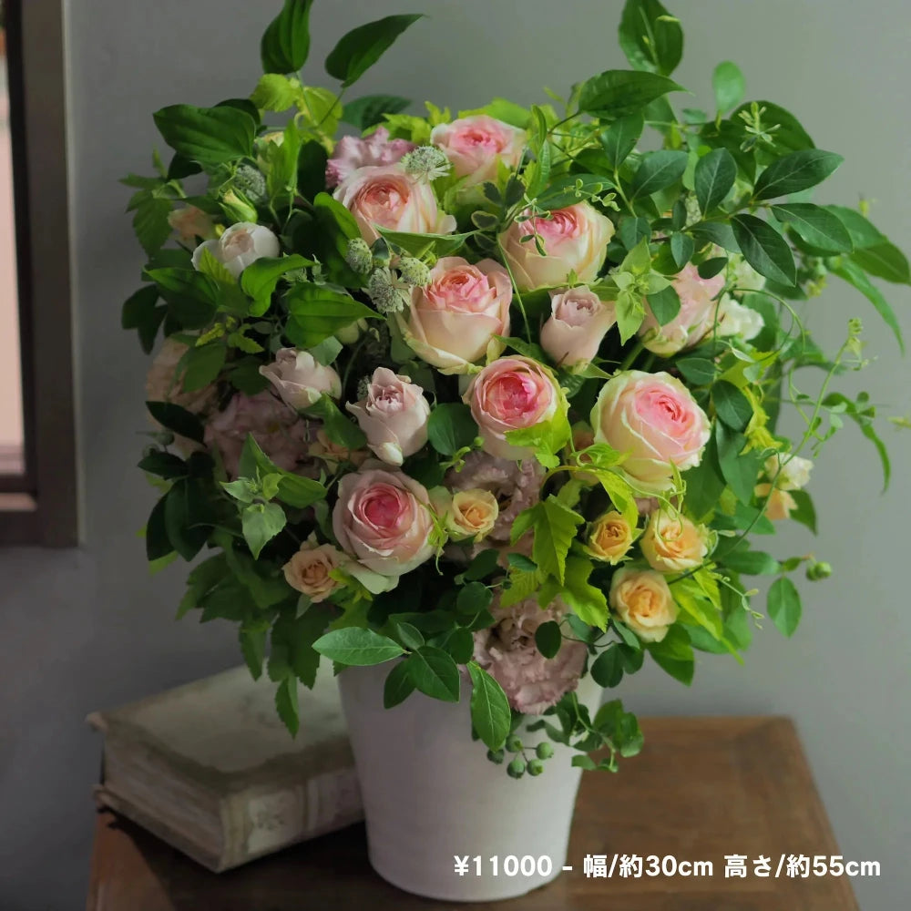 アレンジメントTall style | ギフトフラワー – 大垣花店公式オンライン アレンジメントTall style | ギフトフラワー – 大垣花店公式オンライン